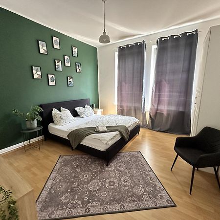 Gemuetliche 2-Zimmer Wohnung Im Zentrum Neumünster Exteriör bild